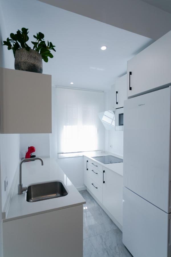 Lujoso Apartamento Con Piscina Compartida 1 Seville Luaran gambar