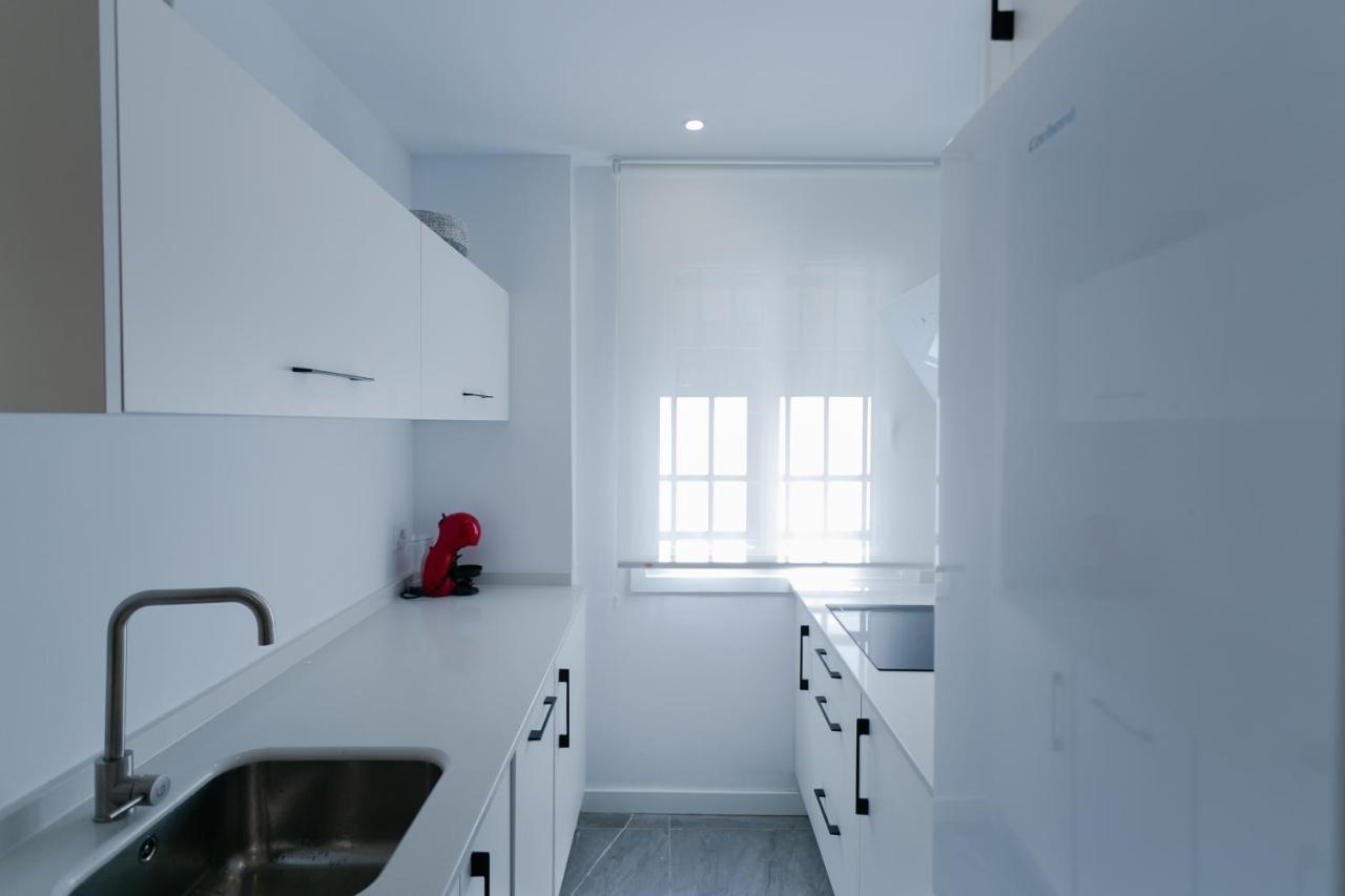 Lujoso Apartamento Con Piscina Compartida 1 Seville Luaran gambar